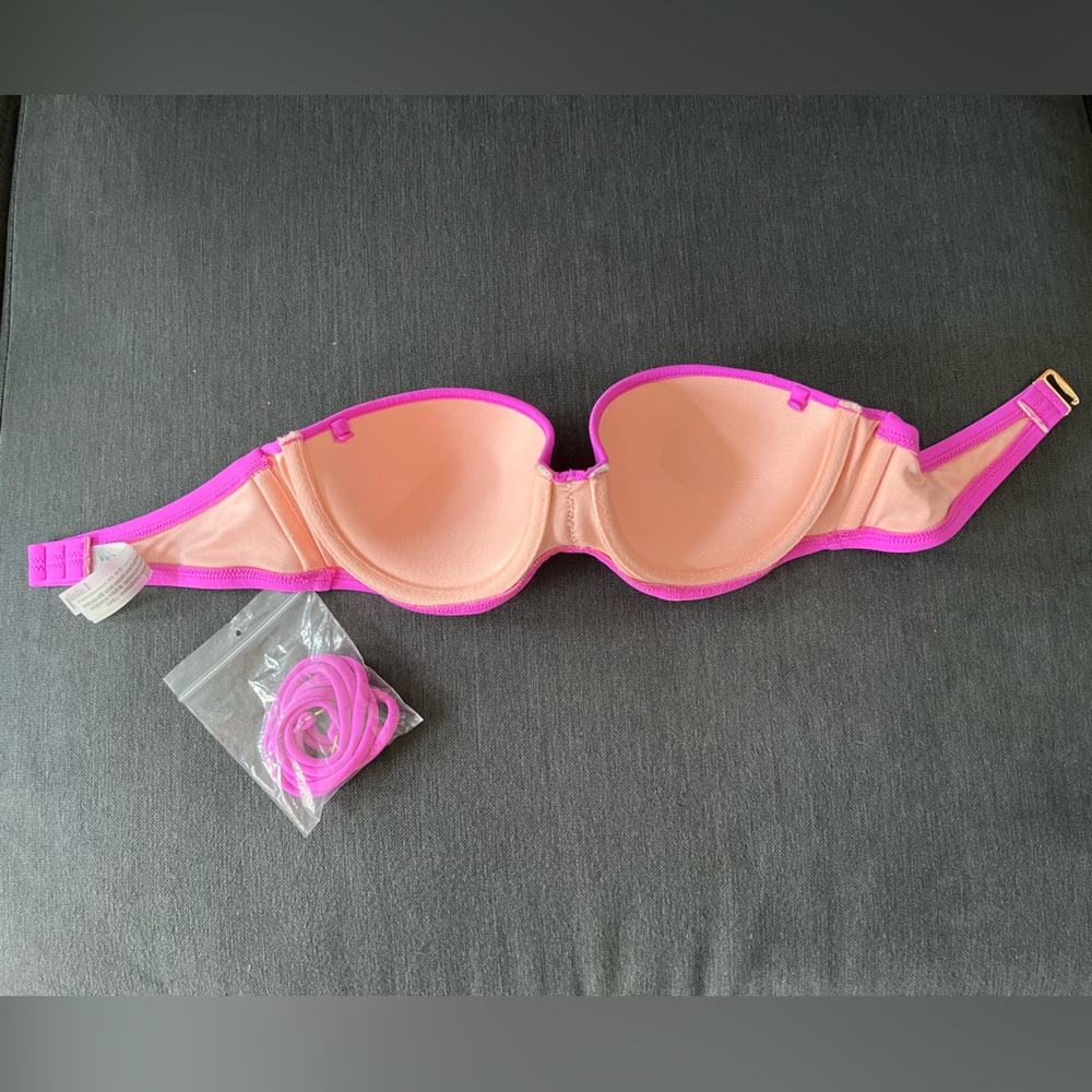 Bikini 32B - Picture 4 of 5